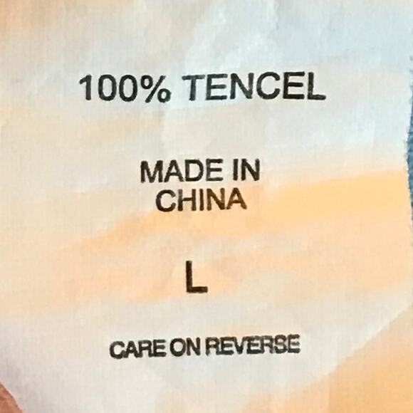 Soho New York And Company Shirt Womens Size Large Distressed Chambray Blue - Picture 8 of 9